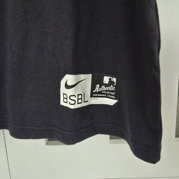 Brand New Nike MLB Detroit Tigers Baseball D Logo T Shirt Mens Size Medium Navy - Picture 4 of 11